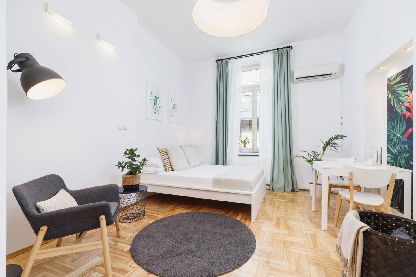 克拉科夫Private Parking - Old Town - Sw Krzyza 16 Street公寓 外观 照片
